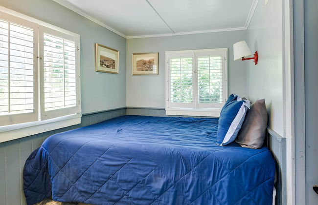 Charming Catalina Gem w/ Deck: Walk to the Beach - Foto 43