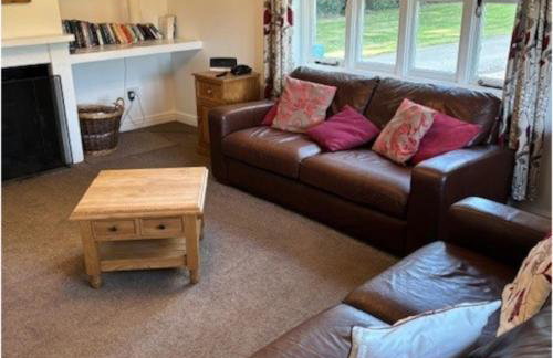 The Old Cricket pavilion, Bodiam, East Sussex - Photo 4