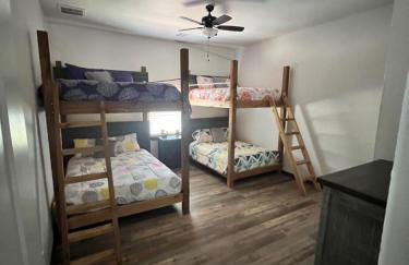 Lakefront-Private Dock-Lakeview-Sleeps 22 plus - Foto 59