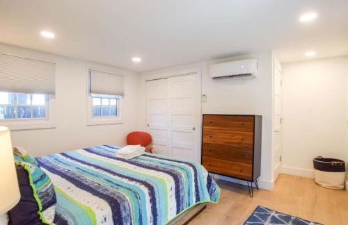 1 Min Walk to Water Town Patio and AC - Foto 10