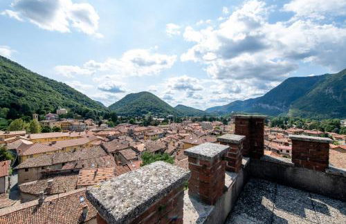 Bella Alda Beautiful Como Castle Penthouse - Foto 27