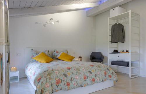 Incantevole vista dalle mura del castello. - Foto 8