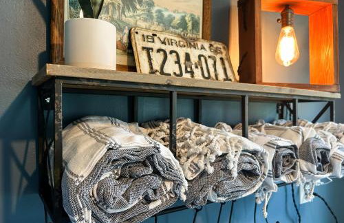 The Orchard, a family friendly home- hot tub, fire pit, yard games - Foto 40