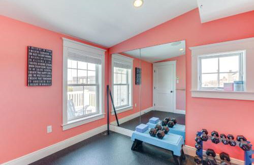 Spacious Avalon Beach House - 2 Blocks to Water! - Foto 35