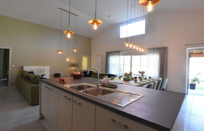 Tasteful Holiday Home in Sijsele-brugge With Garden - Photo 4