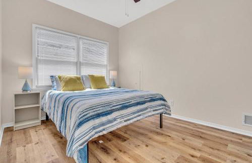 Bayview Coastal Home - Steps to Shore & Free Parking - Foto 16