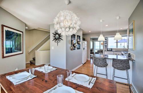 Lakefront Family Retreat with Grill Steps to Beach! - Foto 3