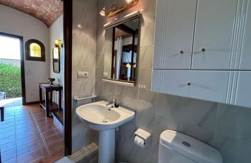 Casa con Gran Jardín Privado y Piscina Comunitaria en Torroella de Montgrí - ES-323-44 - Foto 21