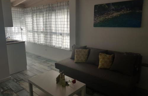 APT 6 - Apartamento en la playa de El Palo - Photo 9