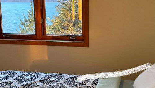 Amazing Oceanview 2 bedroom Oceanfront! by OceanviewHotTubs Shelter Cove, CA Tesla EV Station - Foto 5