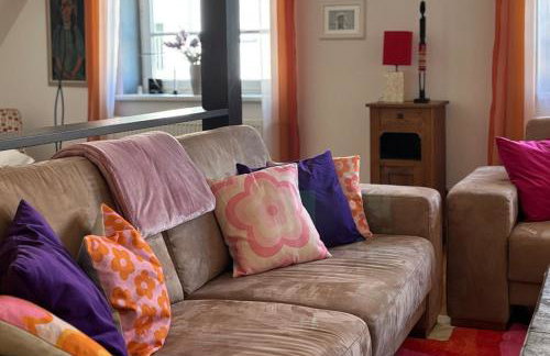 Charmante 120qm Dachgeschoß-Wohnung - Foto 4