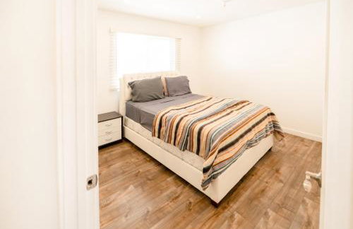 Cozy Stylish 1-Bedroom In Hollywood With Free Gated Parking - Photo 17