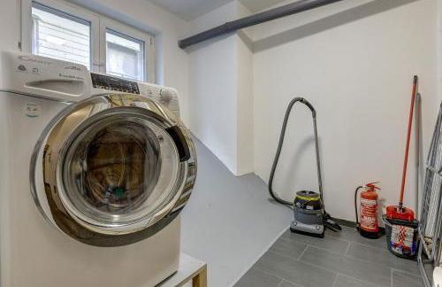 Zentrale Design Wohnung in Ufernähe - 105 qm - Parkplatz - Küche - Netflix - Foto 10