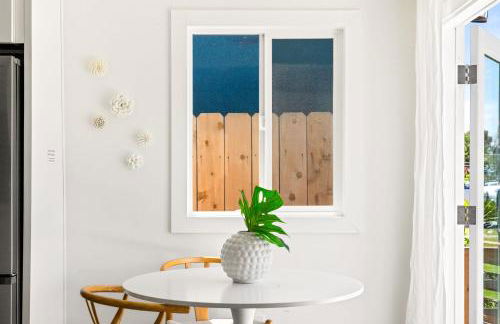 Modern and Cozy in PB with Patio and Firepit - Foto 9