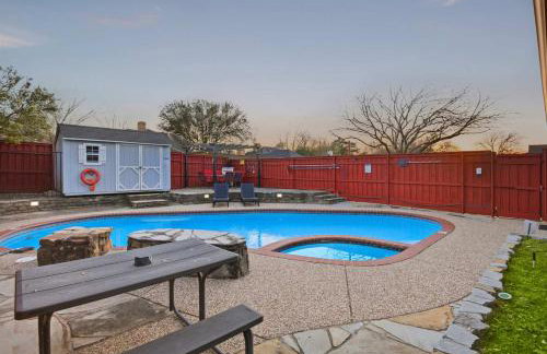 Best of Desoto - 5BR 3BA w Pool Patio BBQ Games - Foto 35