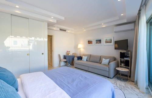 ROYAL PROMENADE Pool Terrace Sea View Air Conditioning - Foto 11