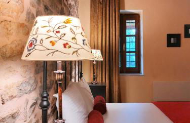 Theopetra Home - Foto 11