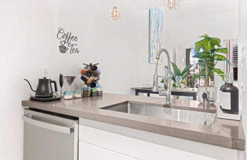 The Hidden Gem, King bed & Swimming Pool! - Foto 6