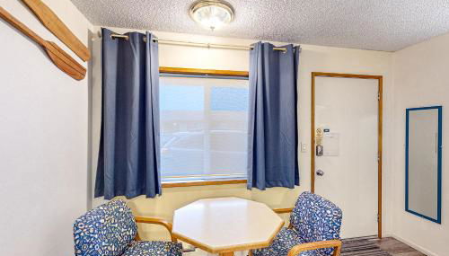 Lamplighter Inn - Foto 5