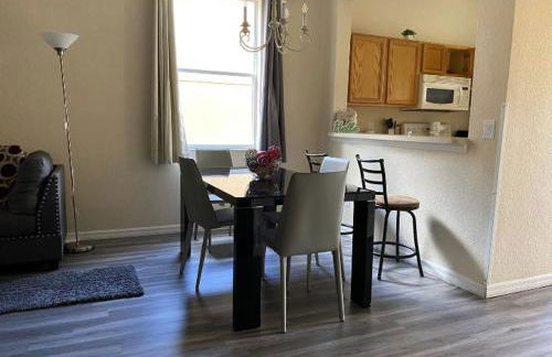 Villas at Regal Palms-4 Bedroom3.5 bath Townhouse - Foto 33