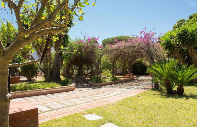 Una Scogliera sul Mare con Piscina by Wonderful Italy - Foto 26