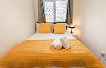 Colindale Garden with 2 parking spaces - Foto 19