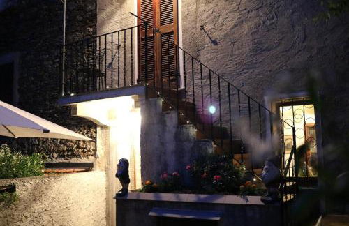 Bellano Cottage - With Private Garden and Garage - Foto 71