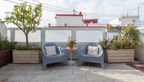 PENTHOUSE on the BEACH - Photo 2