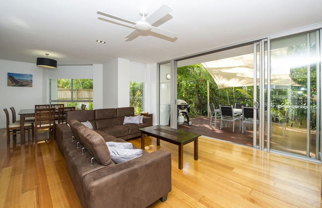 Maggies Beachfront Apt. 9 - Photo 9