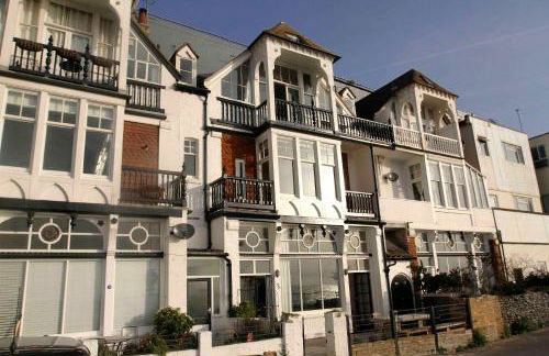 Seaside Beach House and Smugglers Caves - Foto 17