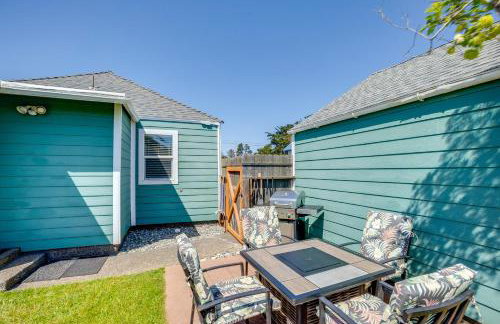 Walk to Gold Beach Charming Cottage with Yard! - Foto 2