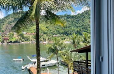 Vista dos sonhos na beira do mar de Angra com pier - Foto 26