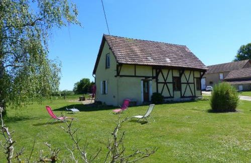 Maison authentique de Sologne avec piscine partagée, jardin et 3 chambres - FR-1-489-12 - Foto 1