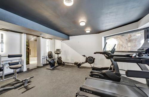 Bright 3BR 3BA Condo with Stunning Bay Views in Oceanfront Complex 820 - Foto 43