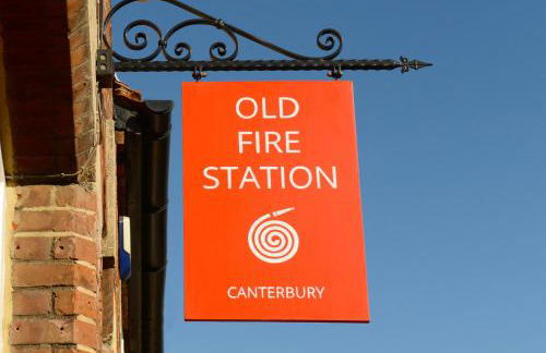 The Ultimate Group Complex, Hens & Celebrations at The Old Fire Station Canterbury, 3 Homes - Foto 11