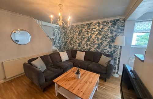 Stylish & Spacious 2 Storey, 3 Bed Apartment - Foto 1