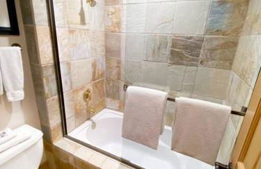 2 BR Condominium - Luxury Skiin and out (rare to find) - Foto 49