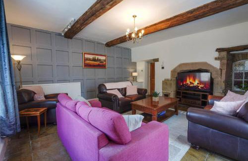 Bulls Head Historic Home With Garden And Hot Tub - Photo 12