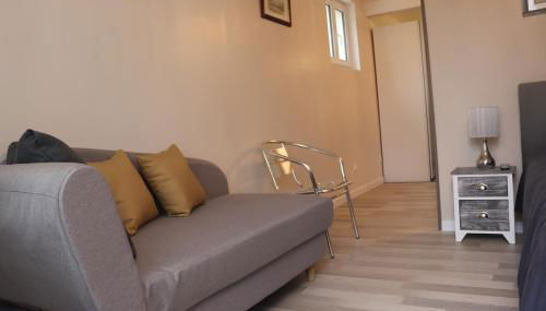 Villa des sables avec 1 studio pour 2 personnes pouvant être complété par une chambre avec sa salle de bain et WC si 4 personnes - Foto 5