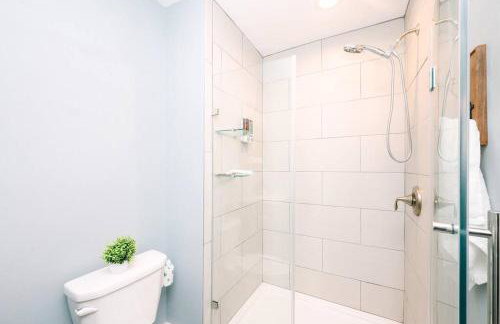 High-Speed Internet - Parking - Washer & Dryer - Foto 15