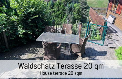 Hüttenchalet Waldschatz mit Sauna, Kamin und eingezäunt - Foto 12