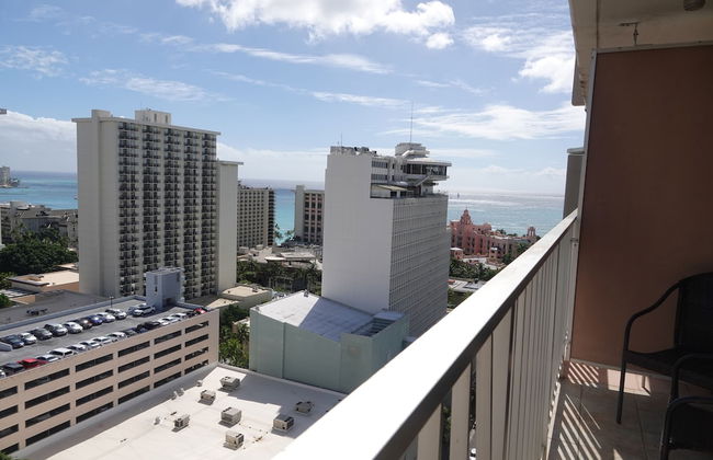 Tropical Studios at Marine Surf Waikiki - Photo 61