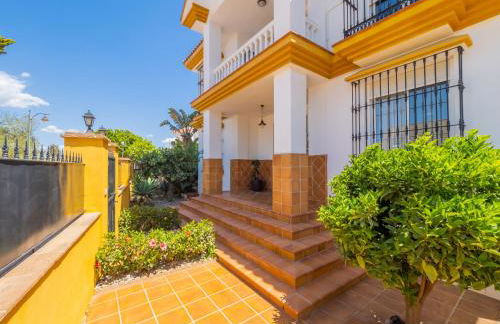 Cubo's Villa Yedra Guadalmar - Photo 53