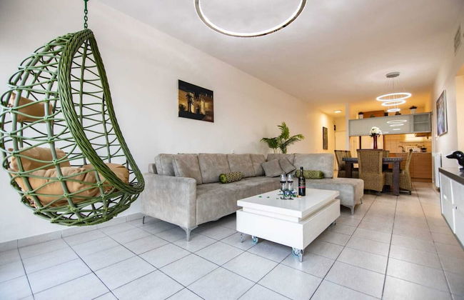 Art Apartment Near Mamila best Location 1 - Photo 3