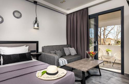 Moon Boutique Hotel - Ultra Luxury Suites with Pool, Perfect for Fun and Relaxation By Villa Mana Gers - Photo 41