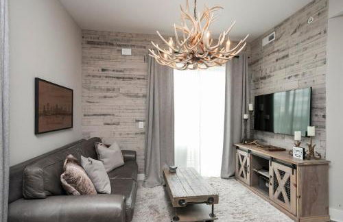 Downtown Luxury Condo at The Southern Belle - Foto 25