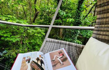 DESIGNER HOUSE - University of Glasgow / Central Glasgow 'Hillhead' West End G12 - Luxurious & Contemporary Detached House / Terrace / Garden / 'electric car charging' Garage Parking - Foto 3