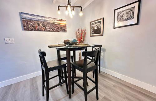 Great location Pool home w Pool table 5br - Foto 36