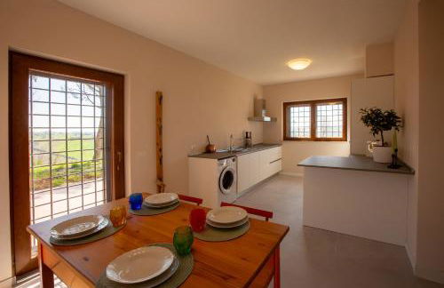 Casale Medi - Nuove ed eleganti case con giardino, vista e piscina condivisa - Foto 26