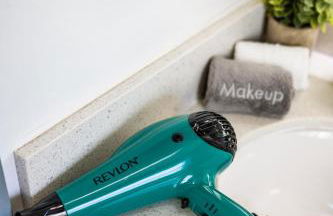 Newly Remodeled Cozy Beach Retreat Ocean Views - Foto 41